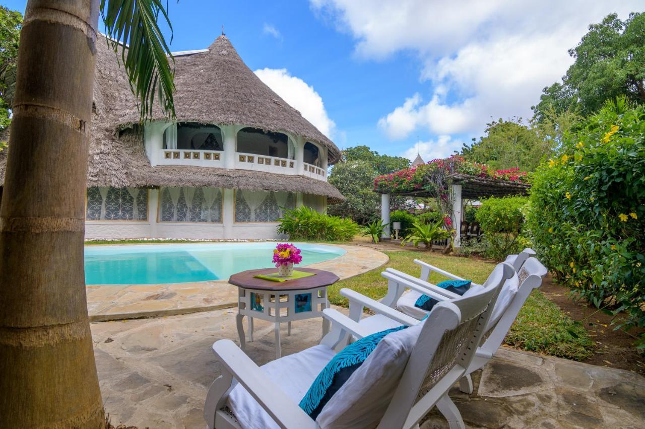 Peponi Villa Malindi Exterior photo